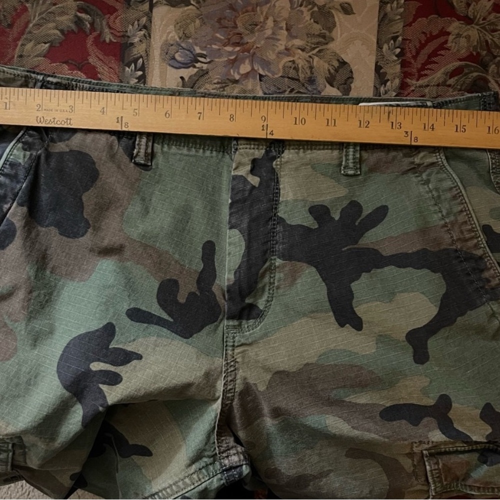 GAP Cargo Pants Slim Taper - Camo. Mens: Tag 33X30 Fits 33X29 - Picture 2 of 3